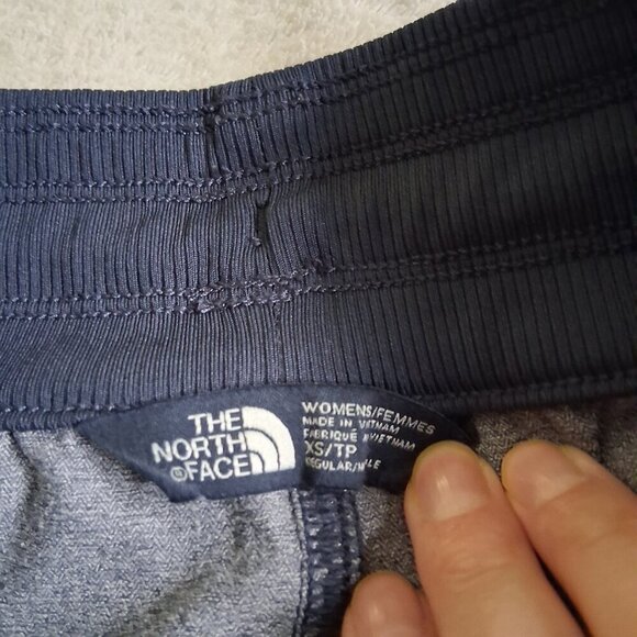 The North Face Women's XS Blue Aphrodite 2.0 Capri Pants - Picture 6 of 12